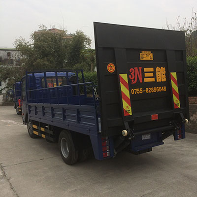 箱式貨車尾板，讓運輸更安全高效！